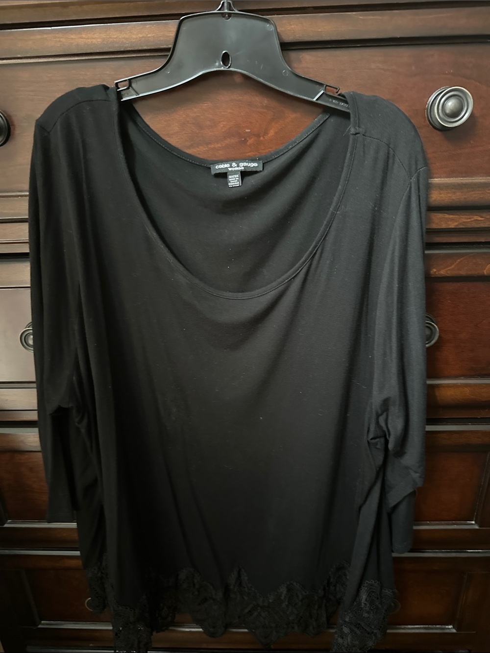 Cable & Gauge Black Scoop Neck Tunic with Lace Trim